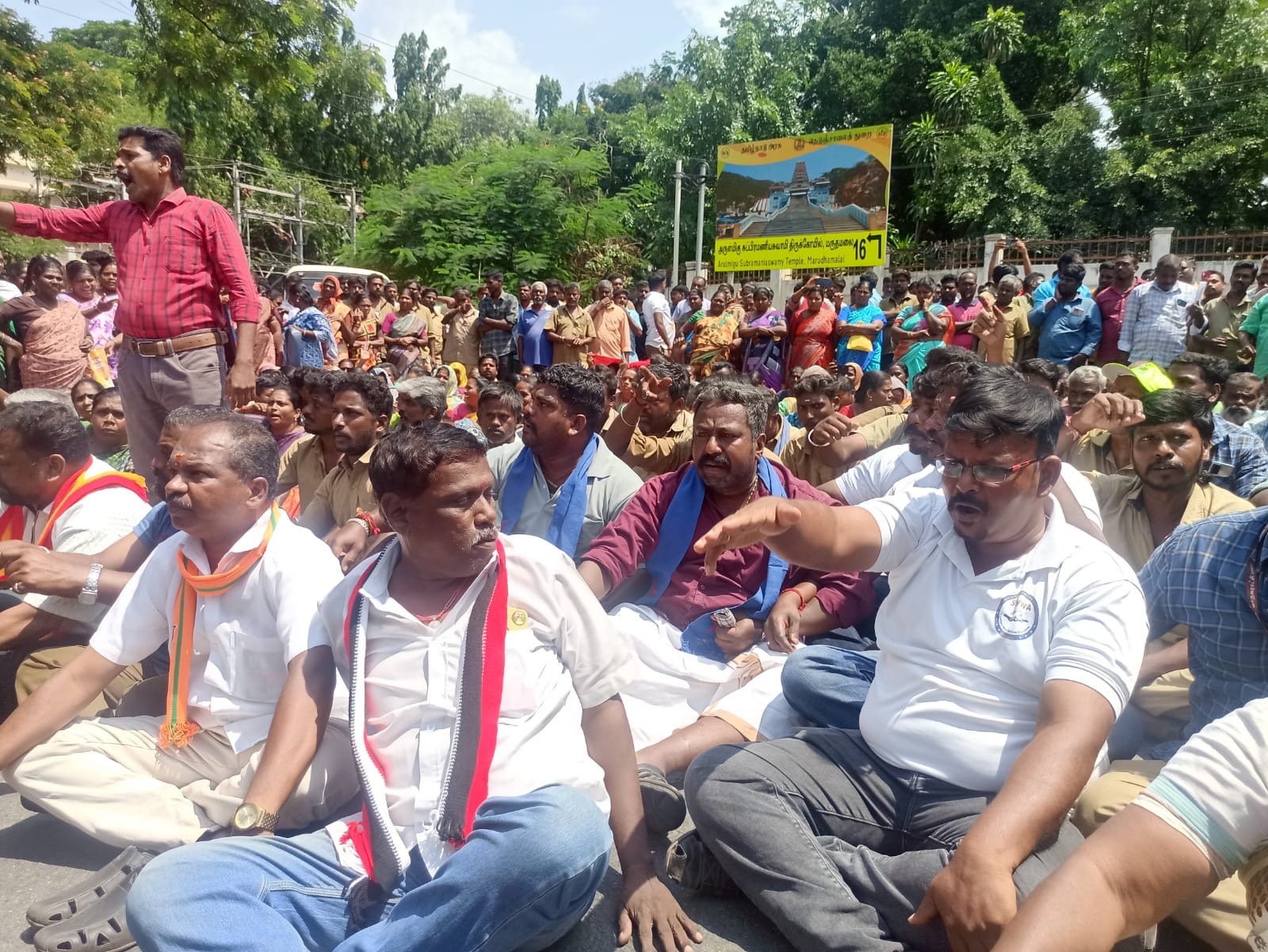 கோவை மாநகராட்சி துப்புரவு பணியாளர்கள் ஊதிய உயர்வு பணி நிரந்தரம்