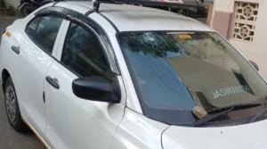 வீட்டின் முன் நின்ற கார் மீது கல் வீச்சு; கோவையில் மர்மநபர்கள் அட்டூழியம்.