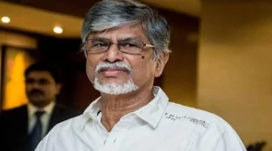 நல்லது செய்ய வந்திருக்கோம், குறுக்கு புத்தியில் கேள்வி கேட்காதீங்க; நிரூபர் சந்திப்பில் கடுப்பான எஸ்.ஏ.சி.