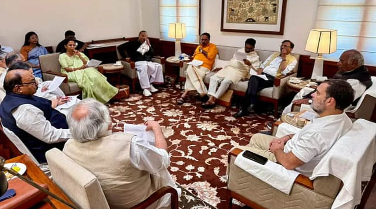டெல்லியில் இந்தியா கூட்டணியுடன் கைகோர்த்த தி.மு.க: உச்ச நீதிமன்ற தலைமை நீதிபதிக்கு முக்கிய கடிதம்.